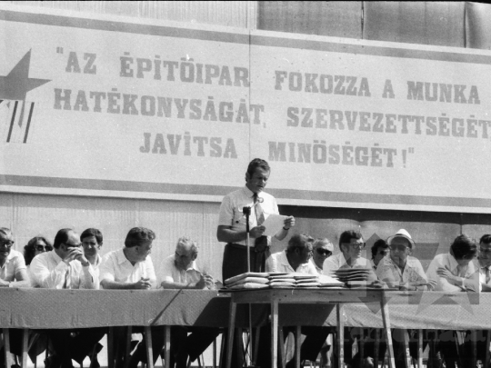 THM-BJ-02113 - Szekszárd-Sötétvölgy, South Hungary, 1980