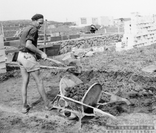 THM-BJ-02458 - Bátaszék, South Hungary, 1965 