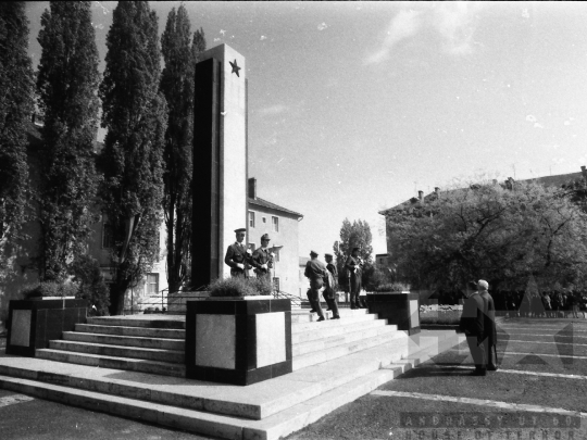 THM-BJ-04018 - Szekszárd, South Hungary, 1980