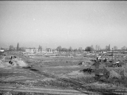 THM-BJ-04176 - Szekszárd, South Hungary, 1980 