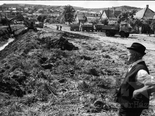 THM-BJ-05212 - Szekszárd, South Hungary, 1978 