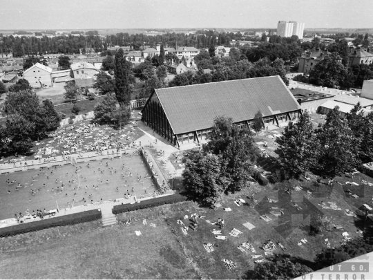 THM-BJ-05502 - Szekszárd, South Hungary, 1982