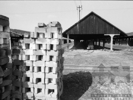 THM-BJ-06577 - Dombóvár, South Hungary, 1985 