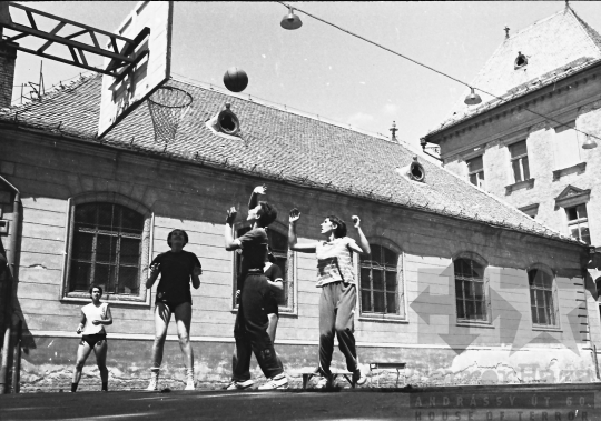 THM-BJ-07417 - Szekszárd, South Hungary, 1967