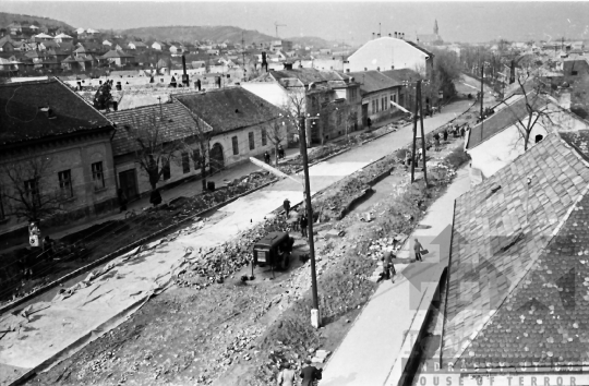 THM-BJ-08478 - Szekszárd, South Hungary, 1977