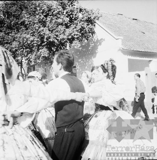 THM-BJ-08564 - Decs, South Hungary, 1968