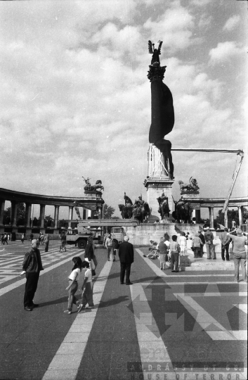 THM-BJ-09420 - Budapest, Hungary, 1989 