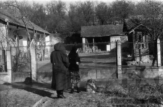 THM-BJ-09436 - Kisszékely, South Hungary, 1989