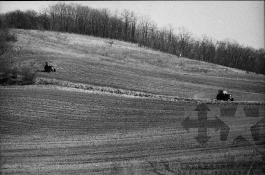 THM-BJ-09495 - Hőgyész, South Hungary, 1988 