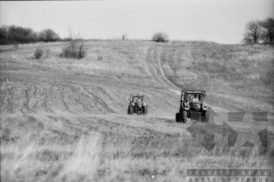 THM-BJ-09496 - Hőgyész, South Hungary, 1988