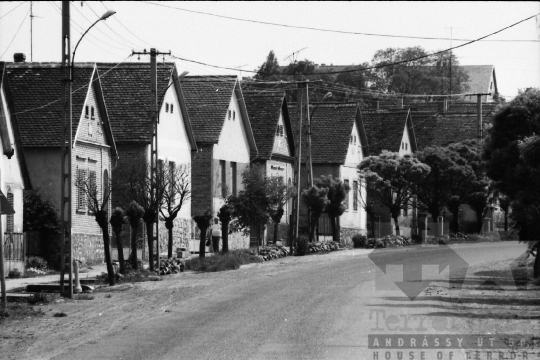 THM-BJ-09557 - Majos, South Hungary, 1982