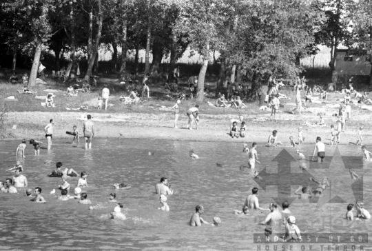 THM-BJ-09726 - Szekszárd, South Hungary, 1968