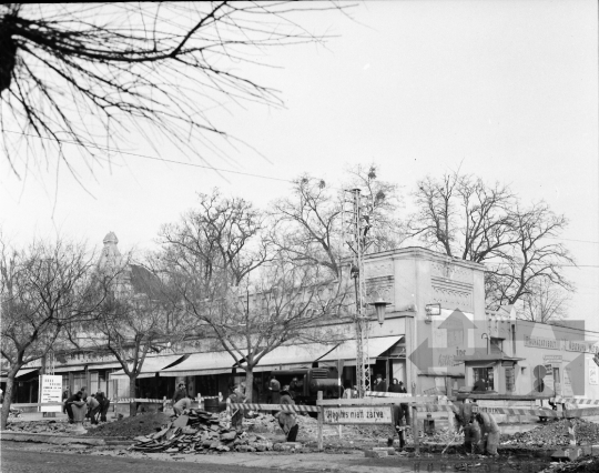 THM-BJ-09863 - Szekszárd, South Hungary, 1968