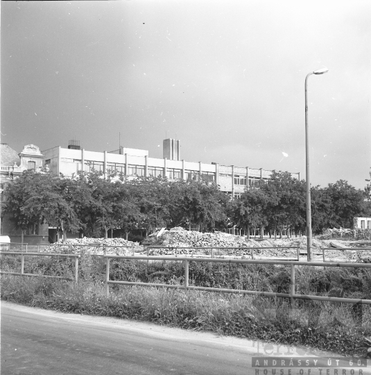 THM-BJ-09884 - Szekszárd, South Hungary, 1977