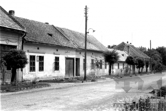 THM-BJ-09965 - Szekszárd, South Hungary, 1967