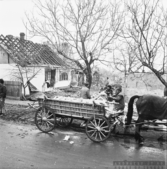 THM-BJ-10534 - Szekszárd, South Hungary, 1977