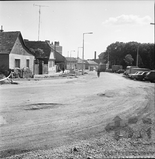 THM-BJ-11098 - Szekszárd, South Hungary, 1982