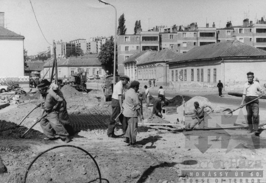 THM-BJ-11281 - Szekszárd, South Hungary, 1977