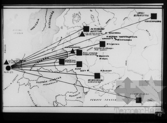 THM-DIA-2013.20.8.45 - Illustrations to the history of the Communist (Bolshevik) Party of the Soviet Union (1908-1912)